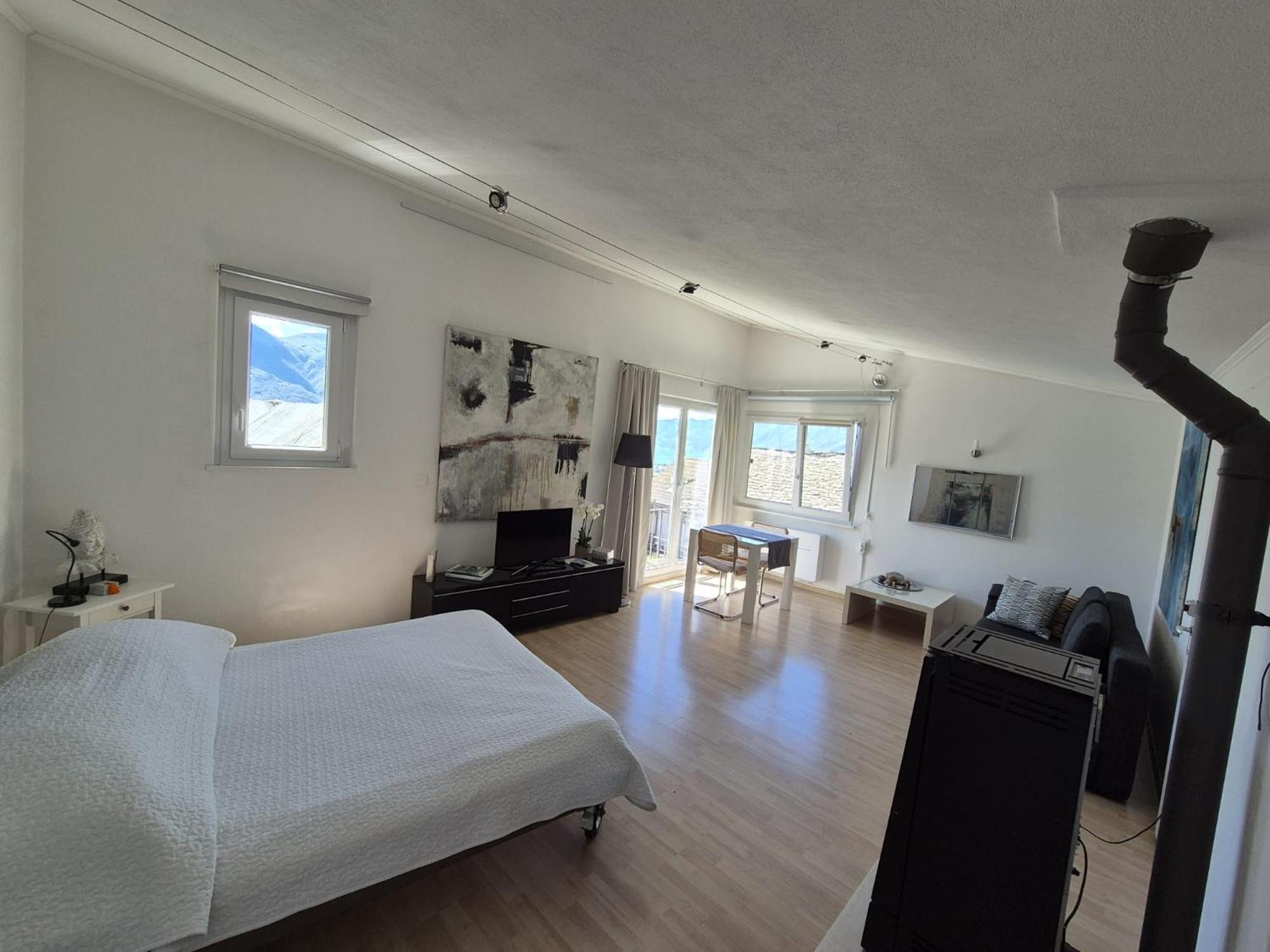Casa Grillino Apartment Локарно Стая снимка